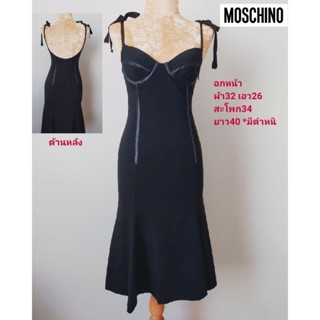 dress moschino แท้ sexy บาร์มีโครงค่ะ เข้ารูป เว้าหลัง *มีตำหนินิดหน่อยค่ะ สวยมากค่ะ ขนาดไซส์ดูภาพแรกค่ะ