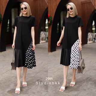 maxi dress แขนสั้นชายระบายผ้าพลีทลายจุด