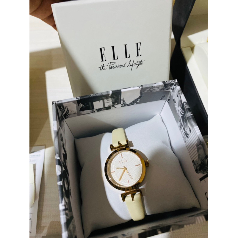 Elle นาฬิกาข้อมือผู้หญิง สีครีม ของแท้ 💯%