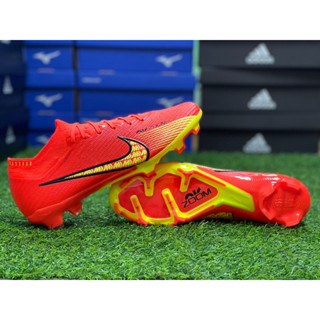 รองเท้าฟุตบอล NIKE ZOOM MERCURIAL VAPOR 15 ELITE FG รูปทางร้านถ่ายจริง ถ่ายเองทุกคู่นะครับ ตรงปกแน่นอนชัว 100%  เท้าอวบเ