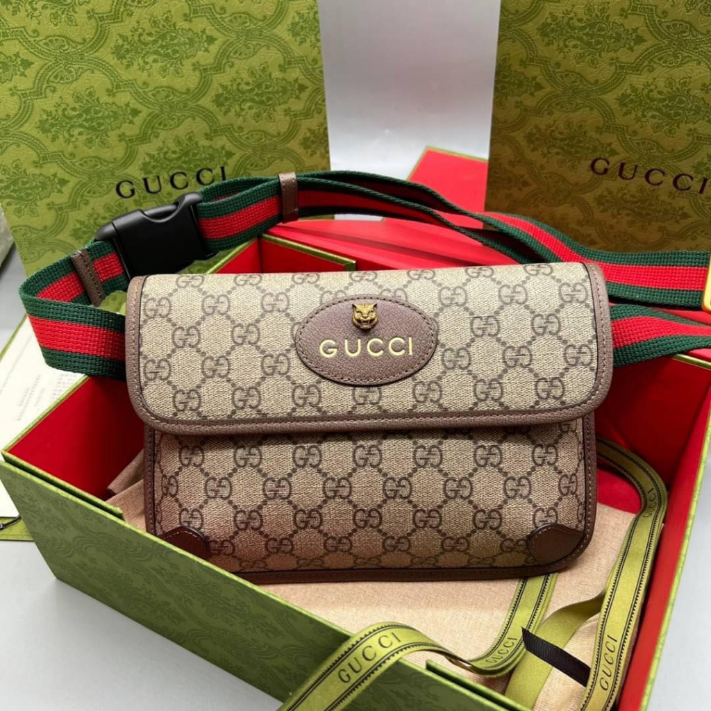 กระเป๋าคาดอก Gucci Superme Belt Bag