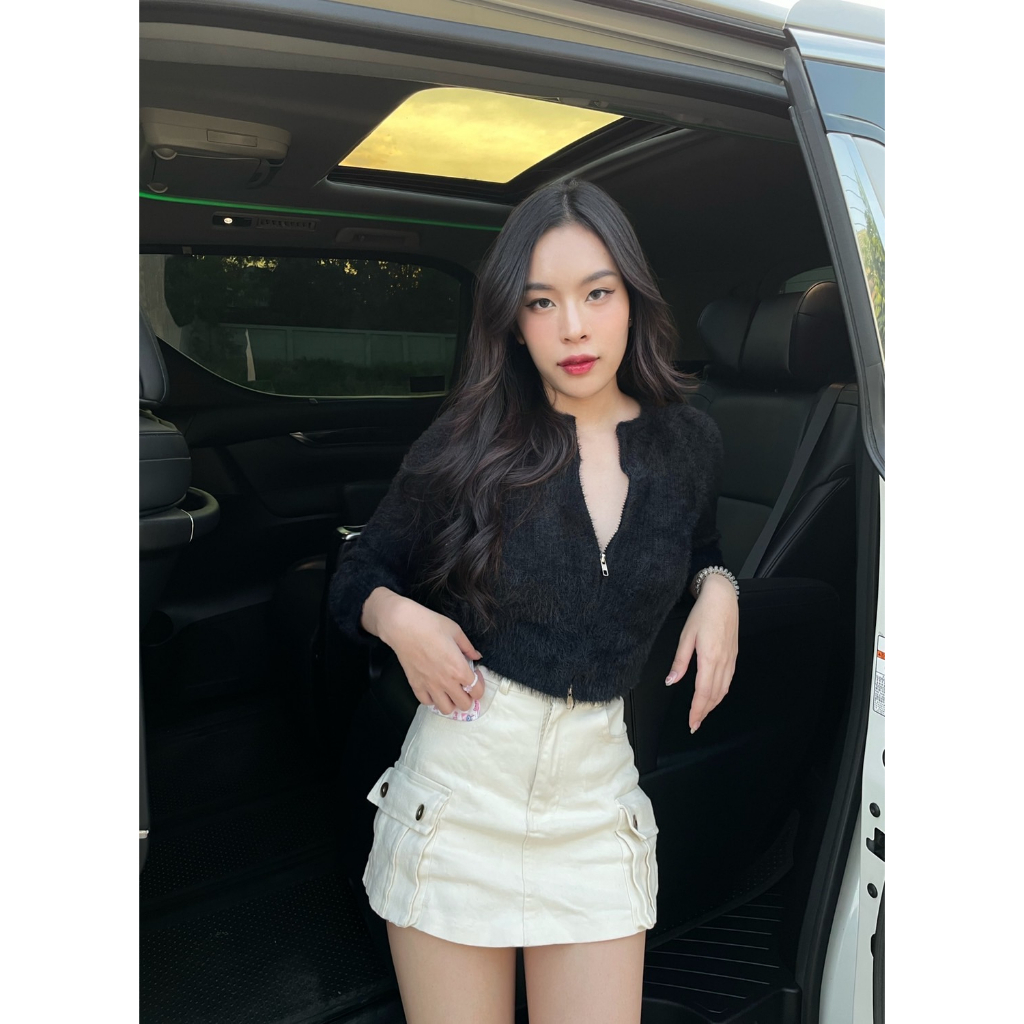 เสื้อผู้หญิง ครอป เเขนยาว เซ็กซี่