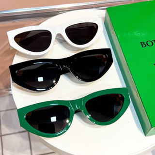 New Arrivals  BOTTEGA VENETA Glasses สวยมาก