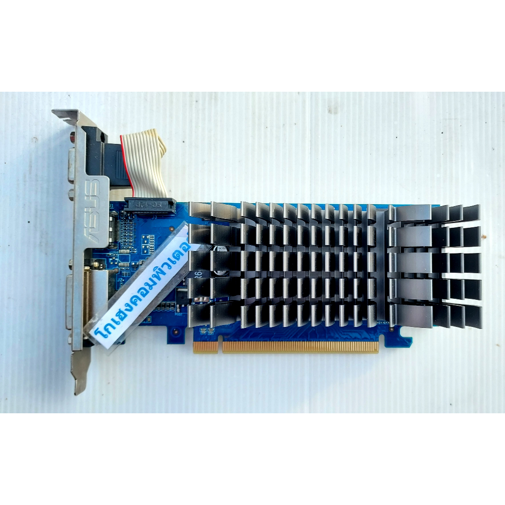 การ์ดจอ GT210 1Gb DDR2-3 + GF210 1Gb (DDR2-3)  (64-128ฺBit)  สภาพสวย ใช้งานดีี
