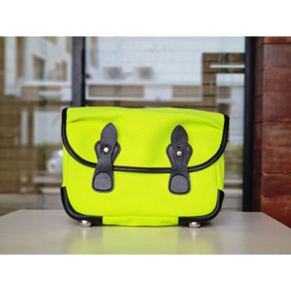 กระเป๋ากล้อง Billingham มือสอง รุ่น L2   สี Neon Yellow