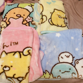 ผ้าห่มคลุมไหล่ ลายsumikko gurashi