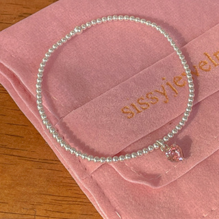 SissyJewelry // ข้อมือเงินแท้ รุ่นเอ็นยืด จี้พลอยหัวใจ Swarovski 5mm