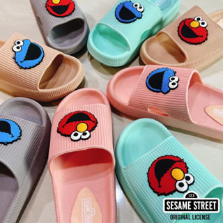 รองเท้าลิขสิทธ์แท้ Disney รุ่น Sesame Street ลายหน้าเดียว