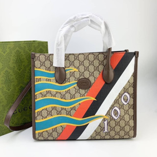 กระเป๋าสะพายหนัง กุชชี่ Medium tote with geometric print Bag Size 12.5”