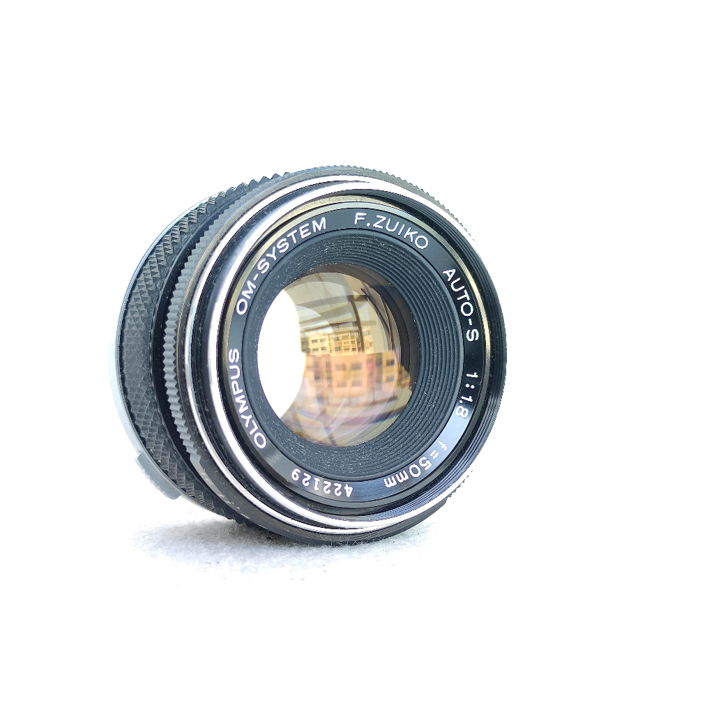เลนส์มือหมุน ยี่ห้อ Olympus F. Zuiko auto s 50mm f1.8 (6Element) สายPotrait ละลายหลัง 
Mount Om