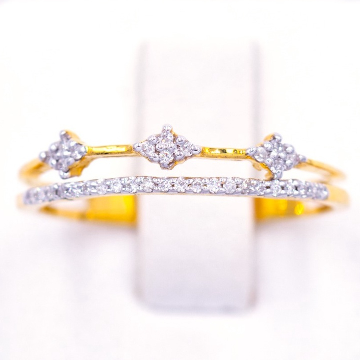 Happy Jewelry แหวนข้าวหลามตัด 3 อัน คู่แถว แหวนเพชร แหวนทองเพชรแท้ ทองแท้ 37.5% (9K) ME989