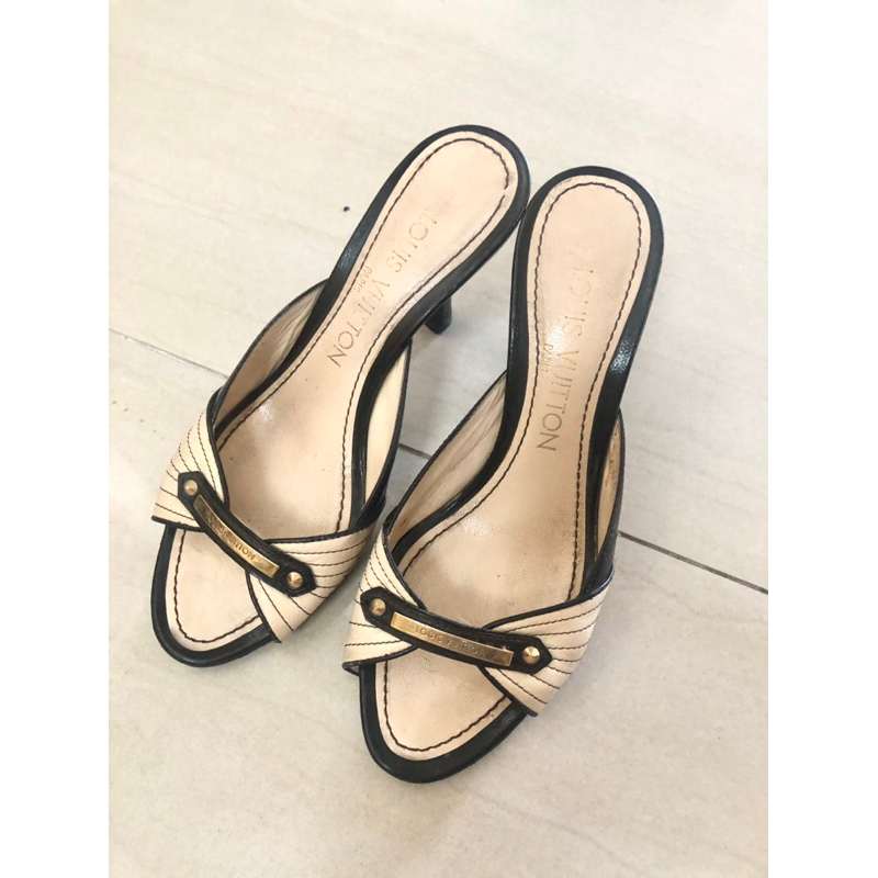 รองเท้าส้นสูง Louis vuitton size35