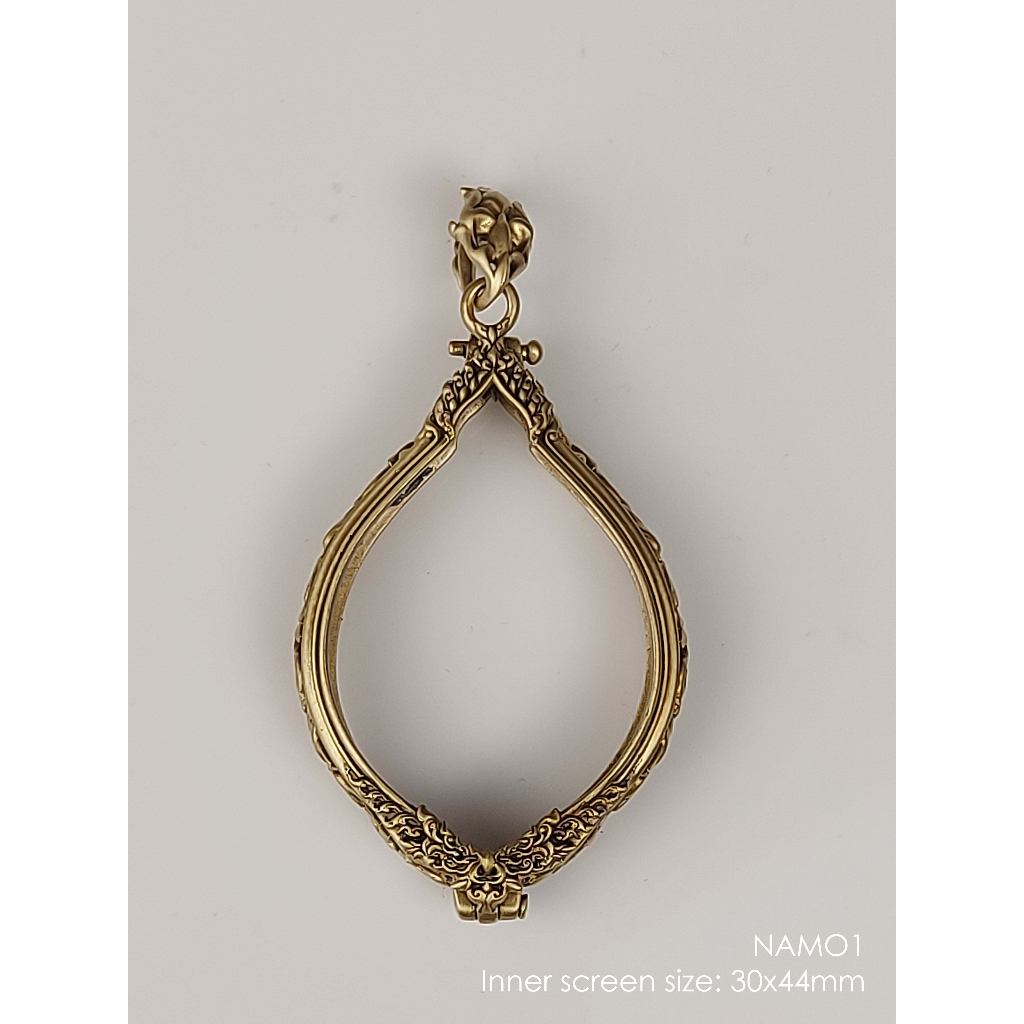 NAMO1Brass amulet casing inner screen size 30x44mm กรอบพระทองเหลือง ขนาดภายในประมาณ 30x44mm