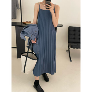 (พร้อมส่ง)🌼 🌻 Pleated dress minimal C3795 เดรสยาวอัดพลีท เดรสเที่ยวทะเล