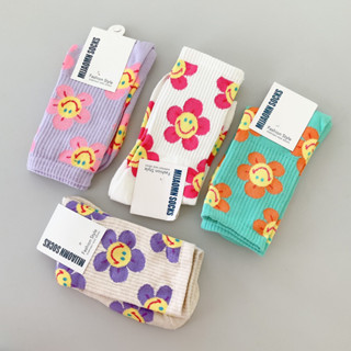 TWOHANDHII DAISY SMILEY SOCKS SET