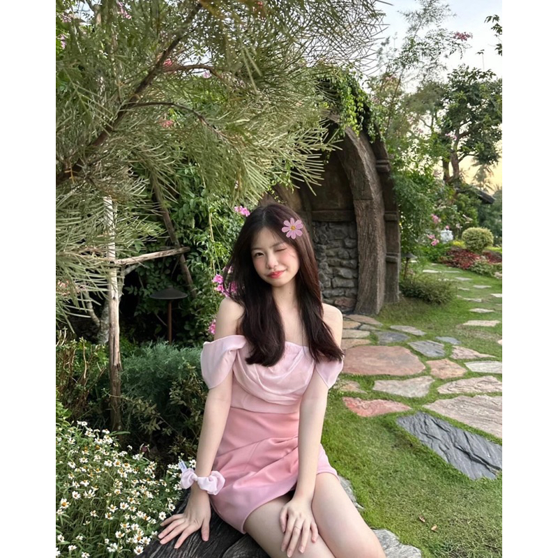 Belle femme - Peach 🌷💞👛🌸🦩 เสื้อปาดไหล่ กับกระโปรงสไตร์ลูกคุณหนูสวยหรูมากเลยค่ะ B-PEACH