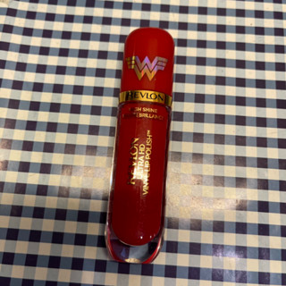 REVLON x WW84 ULTRA HD vinyl LIP polish เรฟลอน เอ็กซ์  ดับบลิวดับบลิว84 อัลตร้า เอชดี