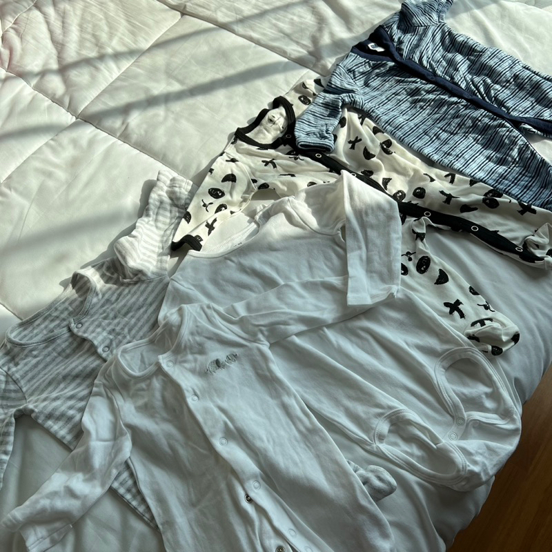 romper x bodysuit /// ชุดรอมเปอร์เด็กอ่อน 0-3 M, 2-4 M, 1.5Y-2Y(US)