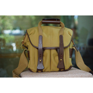 กระเป๋ากล้อง Billingham มือสอง รุ่น 107 สี Khaki พร้อม SHOULDER PAD