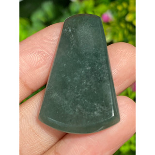 หยกพม่าเจียรนัย (Burmese jade ) 38.54 กะรัต หยกพม่า (jadeite)