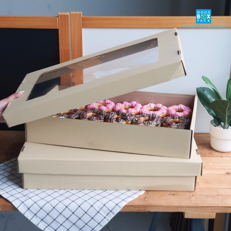 Goodboxpack (แพ็คละ5ชุด) กล่องลูกฟูกใส่โดนัท ใส่เบเกอรี่ คัพเค้ก พร้อมฝา  ขนาด กว้าง 31 x ยาว 50.5 x สูง 9 ซม.