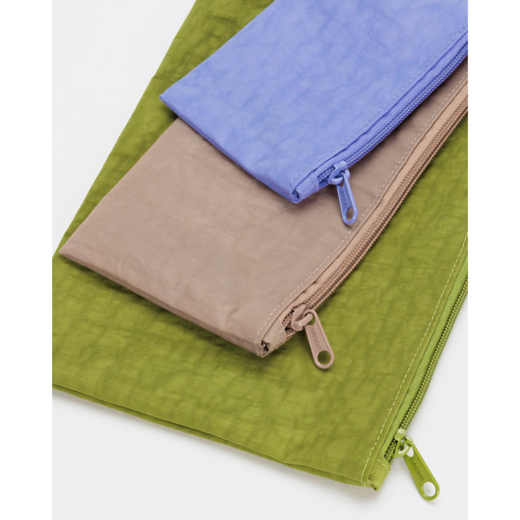 (พร้อมส่ง) BAGGU Flat Pouch Set กระเป๋าใส่ของอเนกประสงค์ เหมาะสำหรับใส่ของเดินทาง เซ็ทละ 3 ชิ้น จัดกระเป๋าเดินทางกระเป๋า