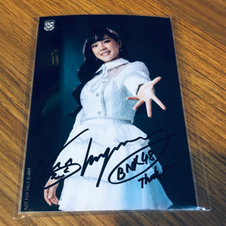 BNK48 รูปสุ่มโซน VIP ลายเซ็นจริง Cherpang เฌอปราง จากงาน 1st Generation Concert Dan D’lion