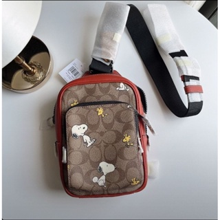 กระเป๋าCOACH CE600 Coach X Peanuts Track Pack 14 In Signature Canvas With Snoopyy