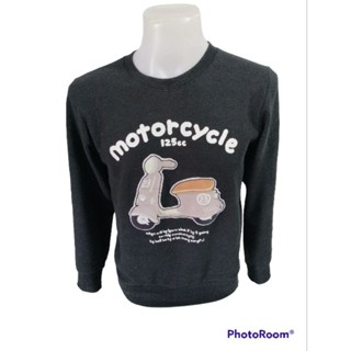 เสื้อสเวตเตอร์คอกลมแบรนด์ motorcycle 125cc. Size M มือ2