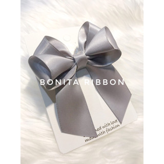 ใหม่ เฉดสีพิเศษ โบว์ติดผมผ้าซาตินสีเทา สวย หรูหรา มากๆ  collection Bonita Signature