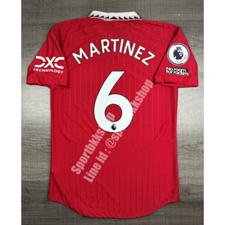 [Player] - เสื้อฟุตบอล แมนยู Home เหย้า 2022/23 เกรดนักเตะ Full Option พร้อมเบอร์ชื่อ 6 MARTINEZ และอาร์มพรีเมียร์ลีค No