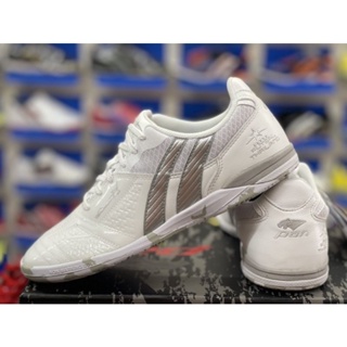 NFshoes รองเท้าฟุตซอล ยี่ห้อ PAN แพน รุ่น VIGOR X Microfiber PF-14AA(WS)ขาวเทา ของแท้ 100%