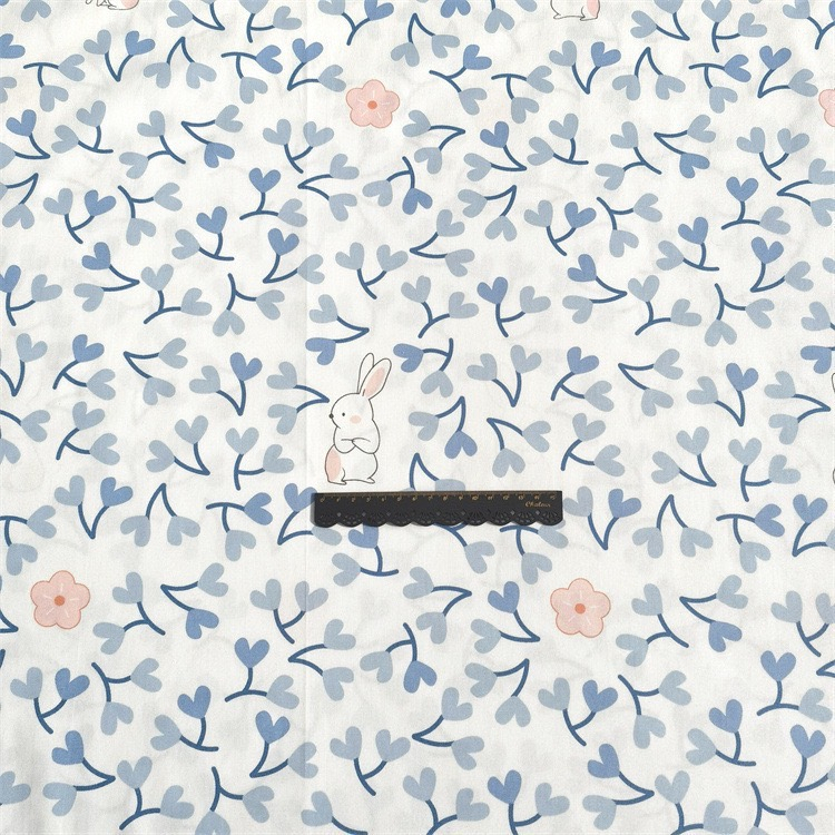 ผ้าคอตตอน 100% ทอทวิล หน้ากว้าง1.6 เมตร ตัดขายเป็นเมตร พิมพ์ลายดอกไม้ ลายกระต่าย ผลไม้