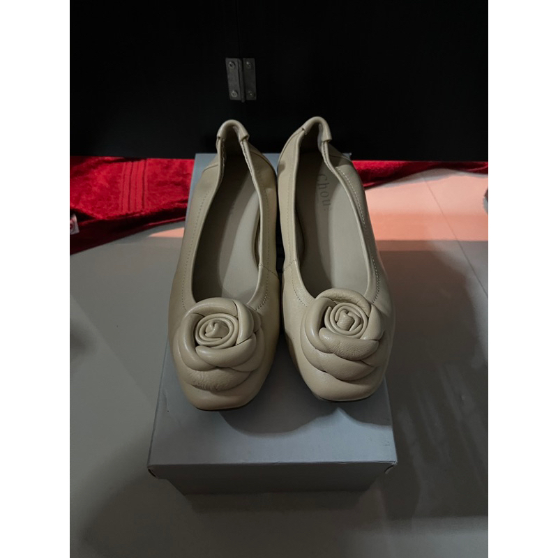 รองเท้าแกะ chou มือ2 ไซร์36สภาพ90%#choushoes#chou#หนังแกะ #รองเท้าผู้หญิง