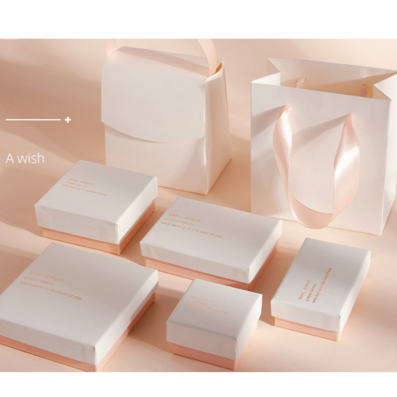 GIFT กล่องของขวัญ กล่องใส่เครื่องประดับ กล่องของชำร่วย เหมาะสำหรับทุกโอกาส สินค้าพร้อมส่ง