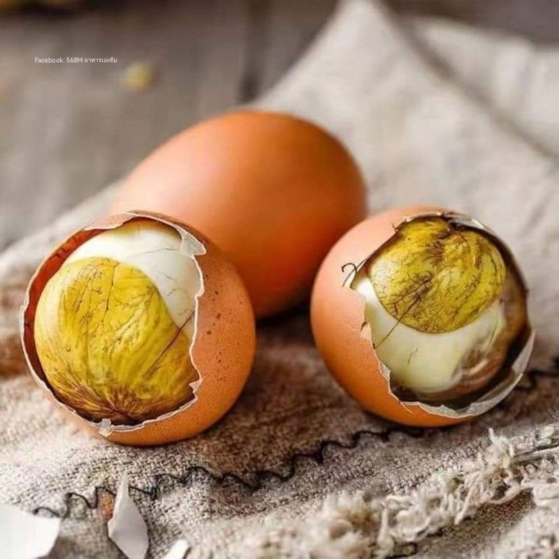 ไข่ลูก ໄຂ່ລູກ (สุกแล้ว) ไข่ไก่ลูกอ่อน ไข่ร้างรัง ไข่ฮ้างฮัง ไข่ลาว ไข่ลูกลาว ไข่เป็นตัวไก่ ไข่ตัวอ่อน ไข่ตัวอ่อน