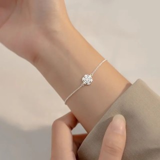 สร้อยข้อมือเกล็ดหิมะ • Snowflake Bracelet