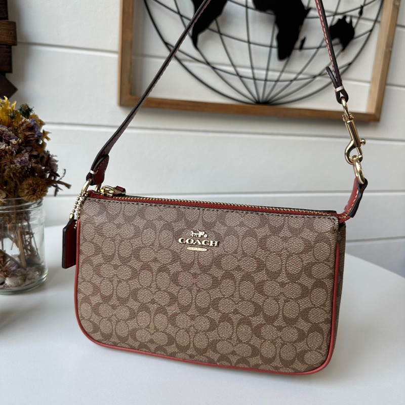 💚แท้💯 พร้อมส่ง💚COACH CP252 / C3308 / CE698 / CA438 / CE858 / C8302 / CT999 NOLITA 19 IN SIGNATURE CA