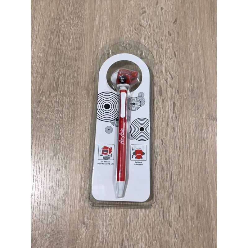 (ขายแล้ว) ปากกา สายการบิน แอร์เอเชีย Airasia การบินไทย Thai Airways Thai Smile นกแอร์ qatar emirates