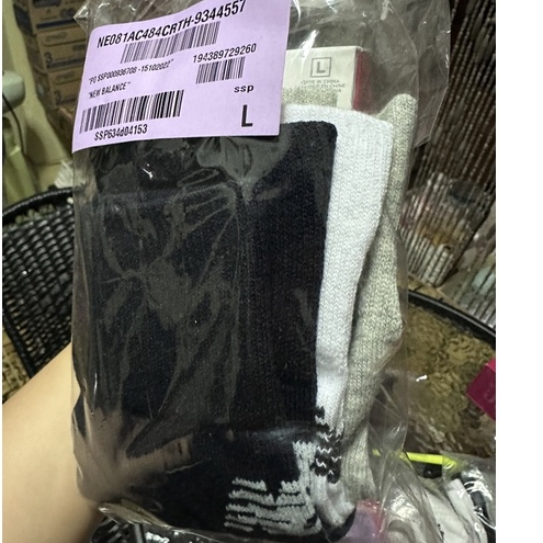 แพ็ค 3 คู่,,(Size.L=42-44)** NEW BALANCE Performance Cotton ถุงเท้าผู้ใหญ่ สีเทา/กรม/ขาว #1