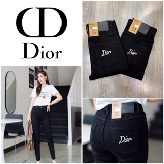 กางเกงยีนส์สีดำเอวสูง Christian Dior