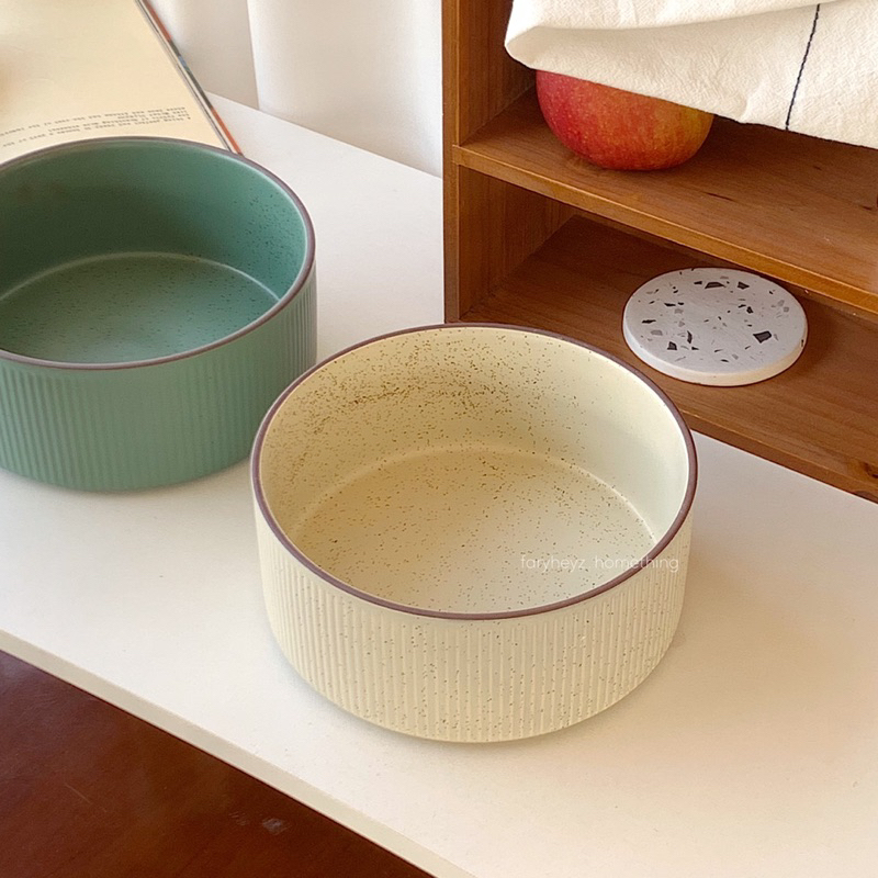 ชามลายกระเซรามิคใบใหญ่ ดีเทลรอบใบ ทรงเกาหลี freckles vanilla & green bowl | faryheyz