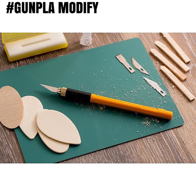 OLFA คัตเตอร์ Artknife มืออาชีพ รุ่น AK-4 พร้อมใบมีด 4 ใบ