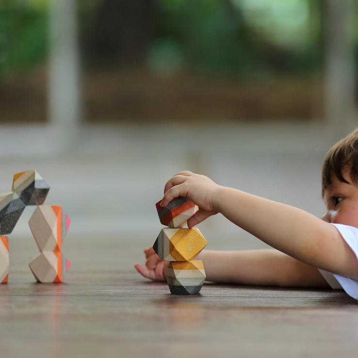 PlanToys ของเล่นไม้ 5511 Geo Stacking Rock ก้อนหินเรียงซ้อน เสริมพัฒนาการ สำหรับเด็กอายุ 3 ปี ขึ้นไป — صورة 2
