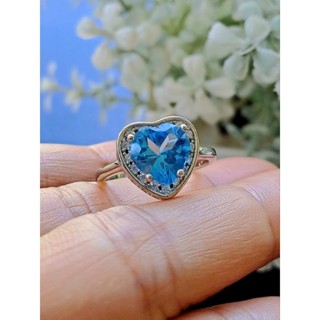 แหวนสกายบลูโทพาส ( Sky blue topaz ) เจียระไนทรงหัวใจ ขนาดประมาณ 2กะรัต พลอยสวยน้ำใสสะอาด เกรดTop