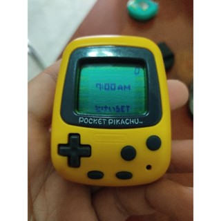 pocket pikachu แท้ สภาพดี เล่นได้ปกติ