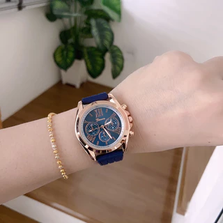 นาฬิกาข้อมือผู้หญิง นาฬิกาแฟชั่นสไตล์MK สายซิลิโคนนิ่ม genevaแท้ พร้อมส่งจากไทย