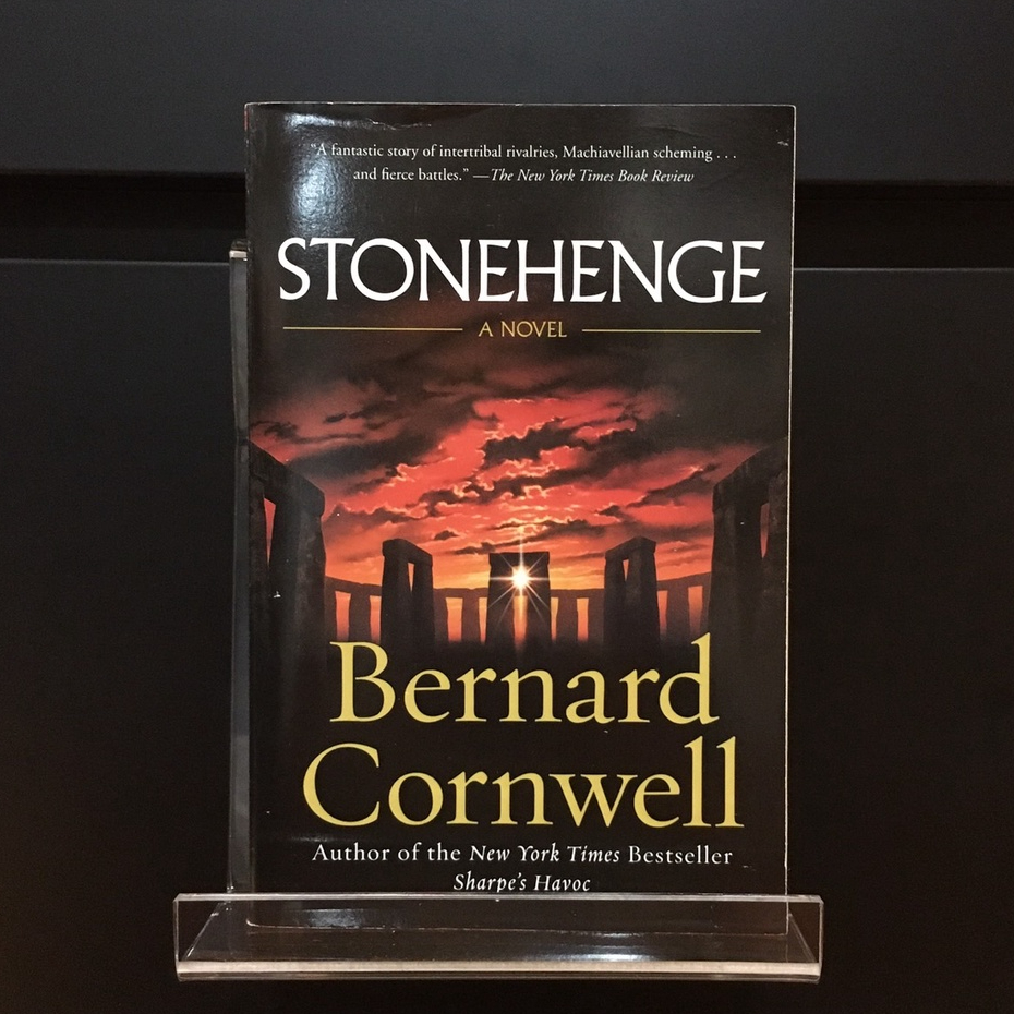 Stonehenge - Bernard Cornwell (ร้านหนังสือมือสองภาษาอังกฤษ Gekko Books)