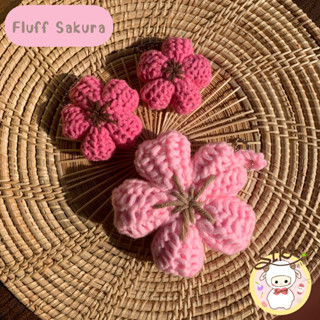 Fluff Sakura Keychains พวงกุญแจดอกไม้ถักโครเชต์ ดอกซากุระ Handmade