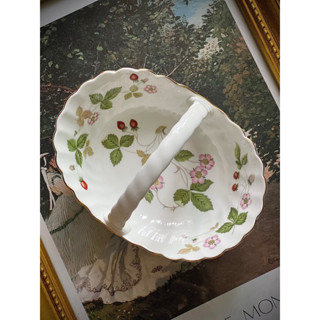 Pre-owned Wedgwood Wild Strawberry ตะกร้า